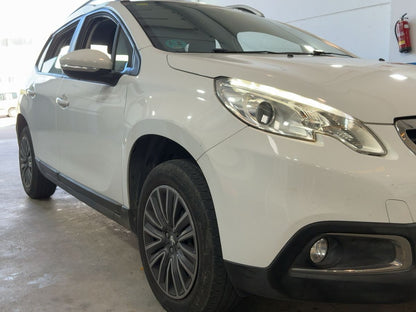 Lateral delantero derecho