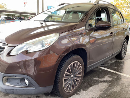 Lateral delantero izquierdo