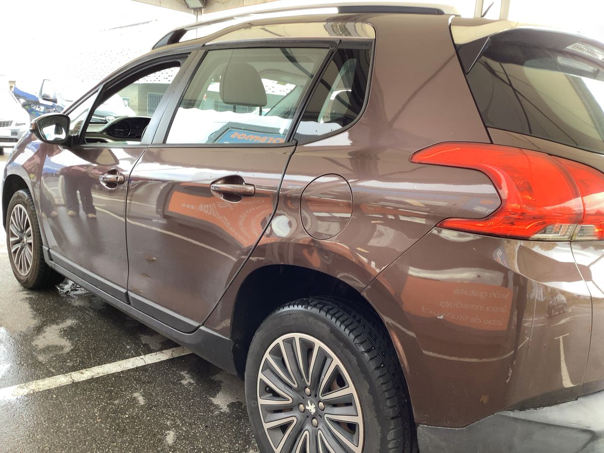 Parte trasera izquierda