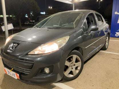 Lateral delantero izquierdo