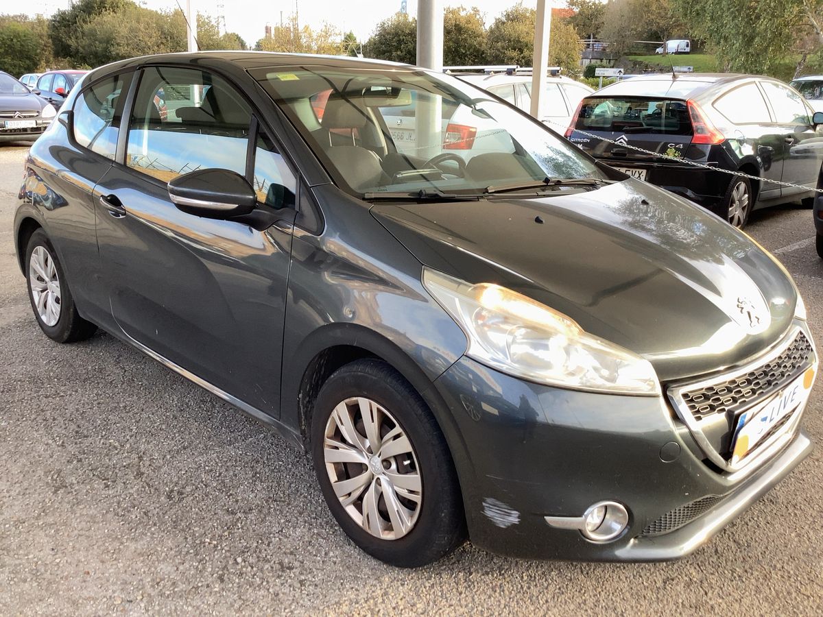 Lateral delantero derecho