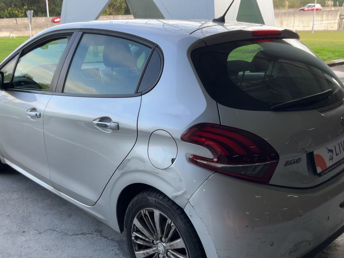 Parte trasera izquierda