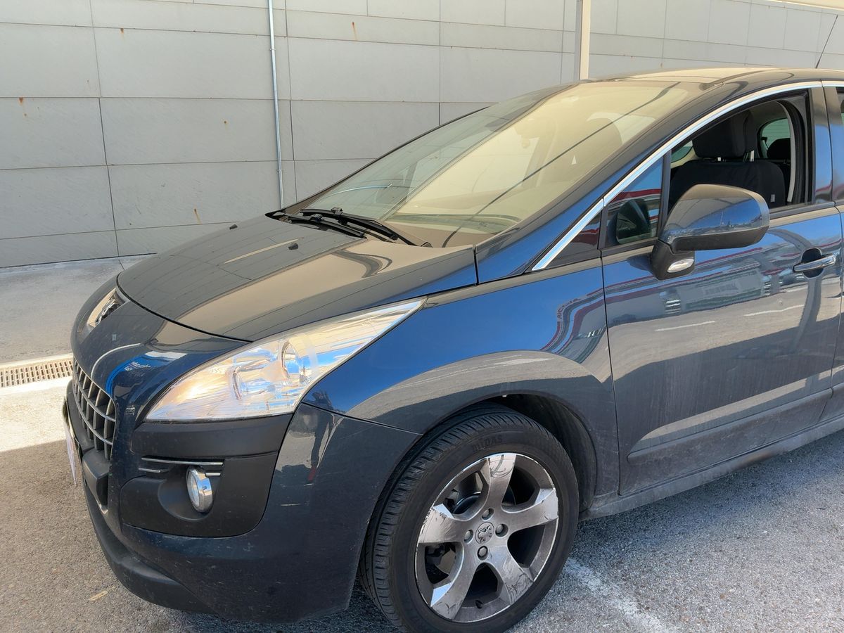 Lateral delantero izquierdo