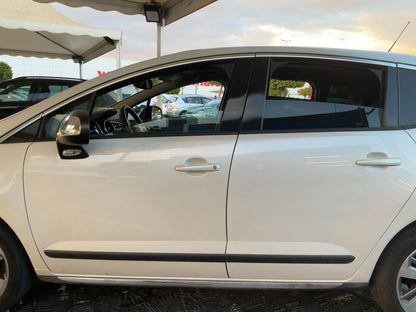 Exterior izquierda