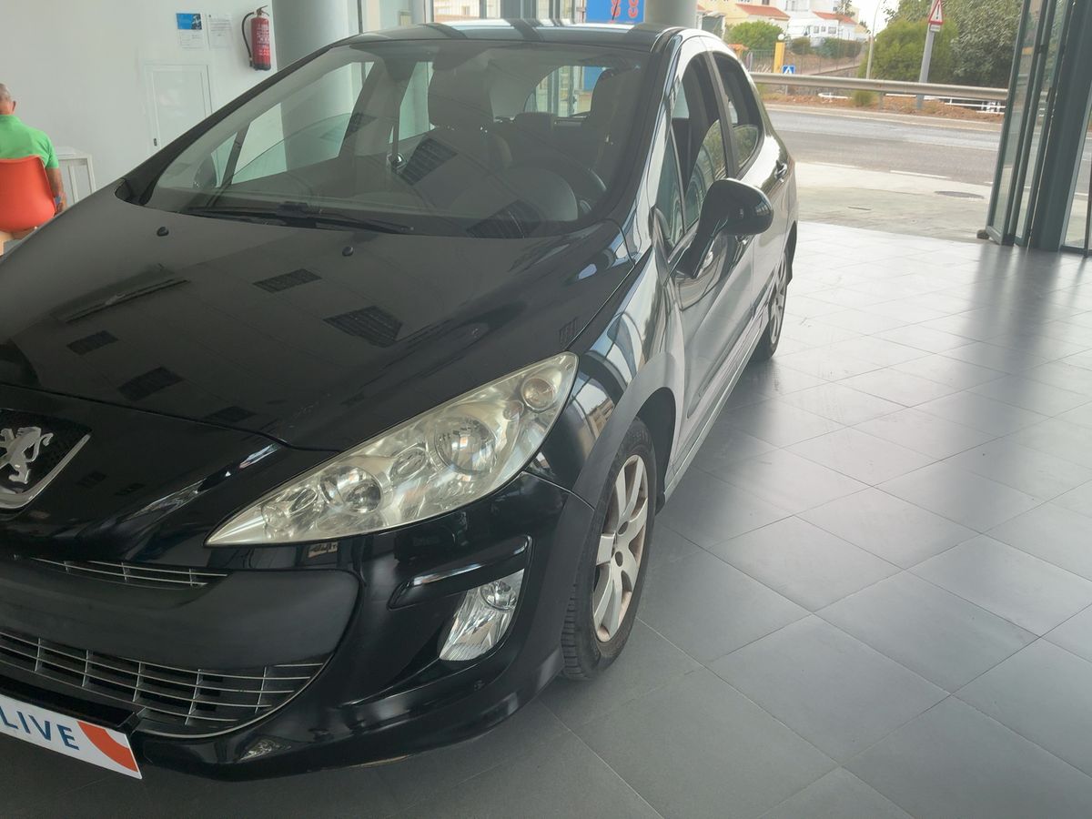 Lateral delantero izquierdo