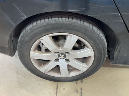 Neumático trasero derecho