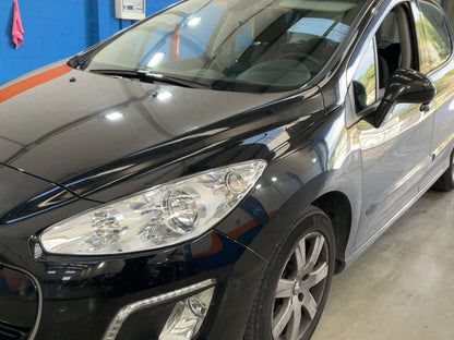 Lateral delantero izquierdo