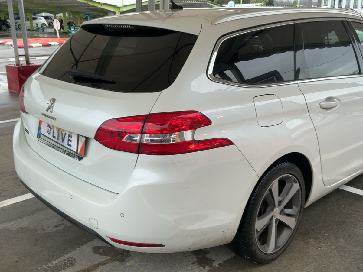 Parte trasera derecha