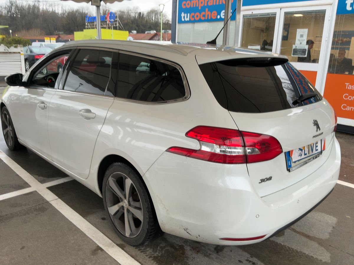 Parte trasera izquierda