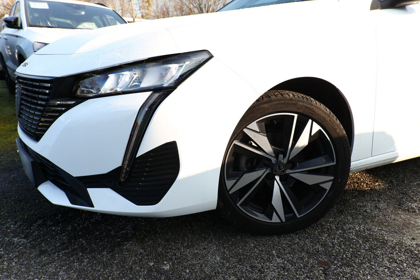 Peugeot 308 1.2 PT 130 Allure AHK LED Nav PDC Kam Klima 104414738 4