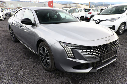 Peugeot 508 130 EAT8 Allure AGR SHZ Nav Kam PDC Keyl 17Z 92960298 1