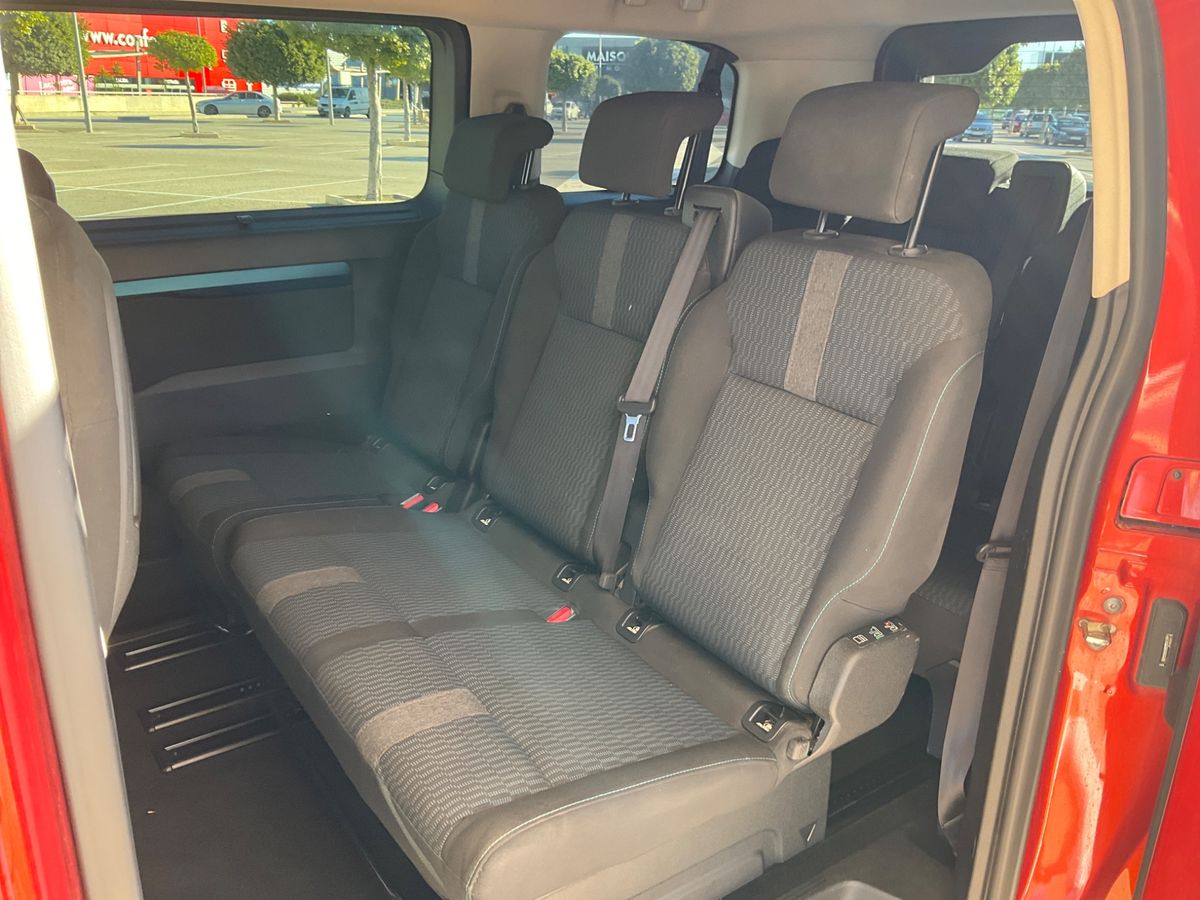 Interior trasero