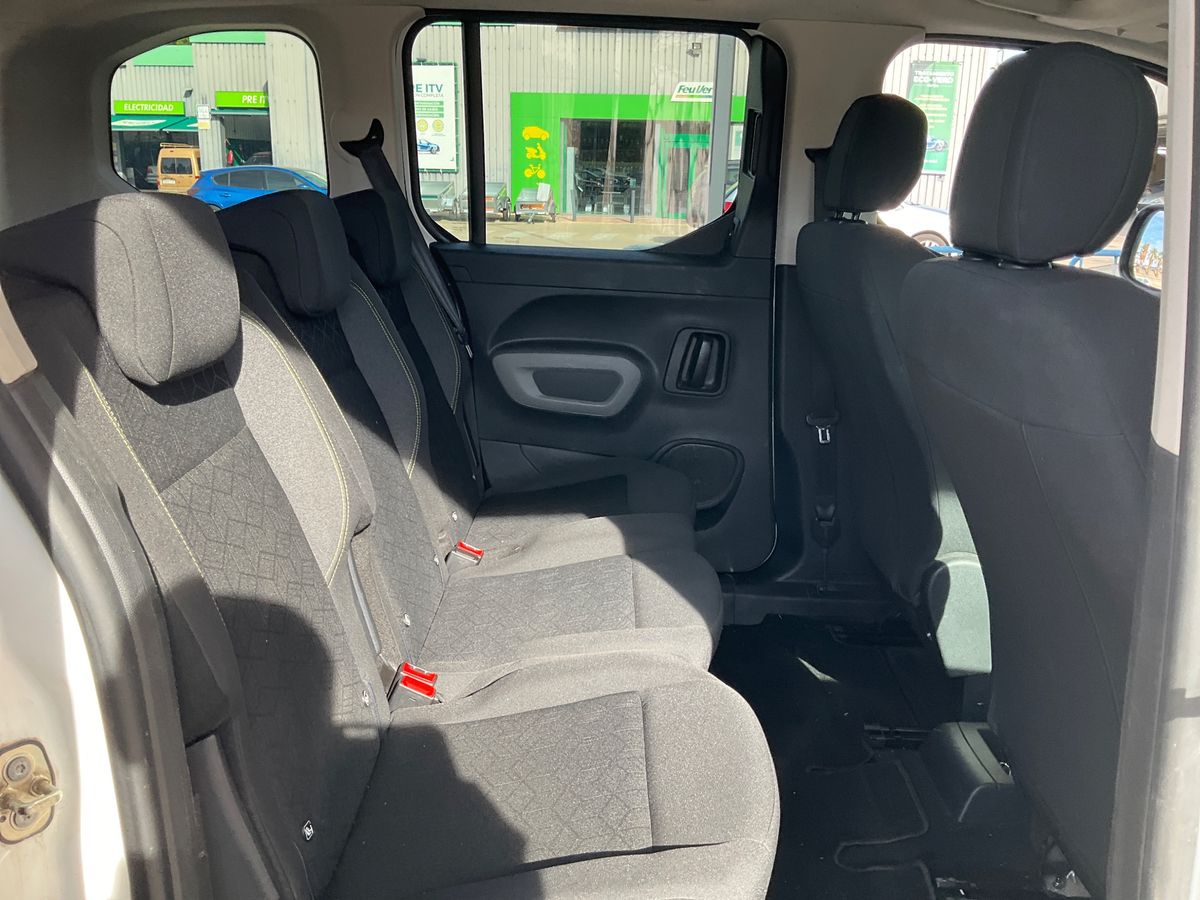 Interior trasero