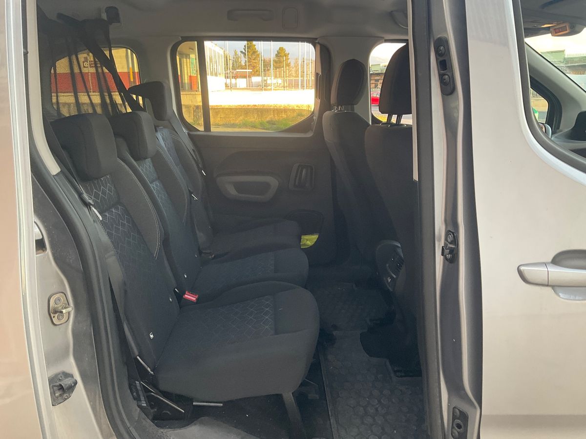 Interior trasero