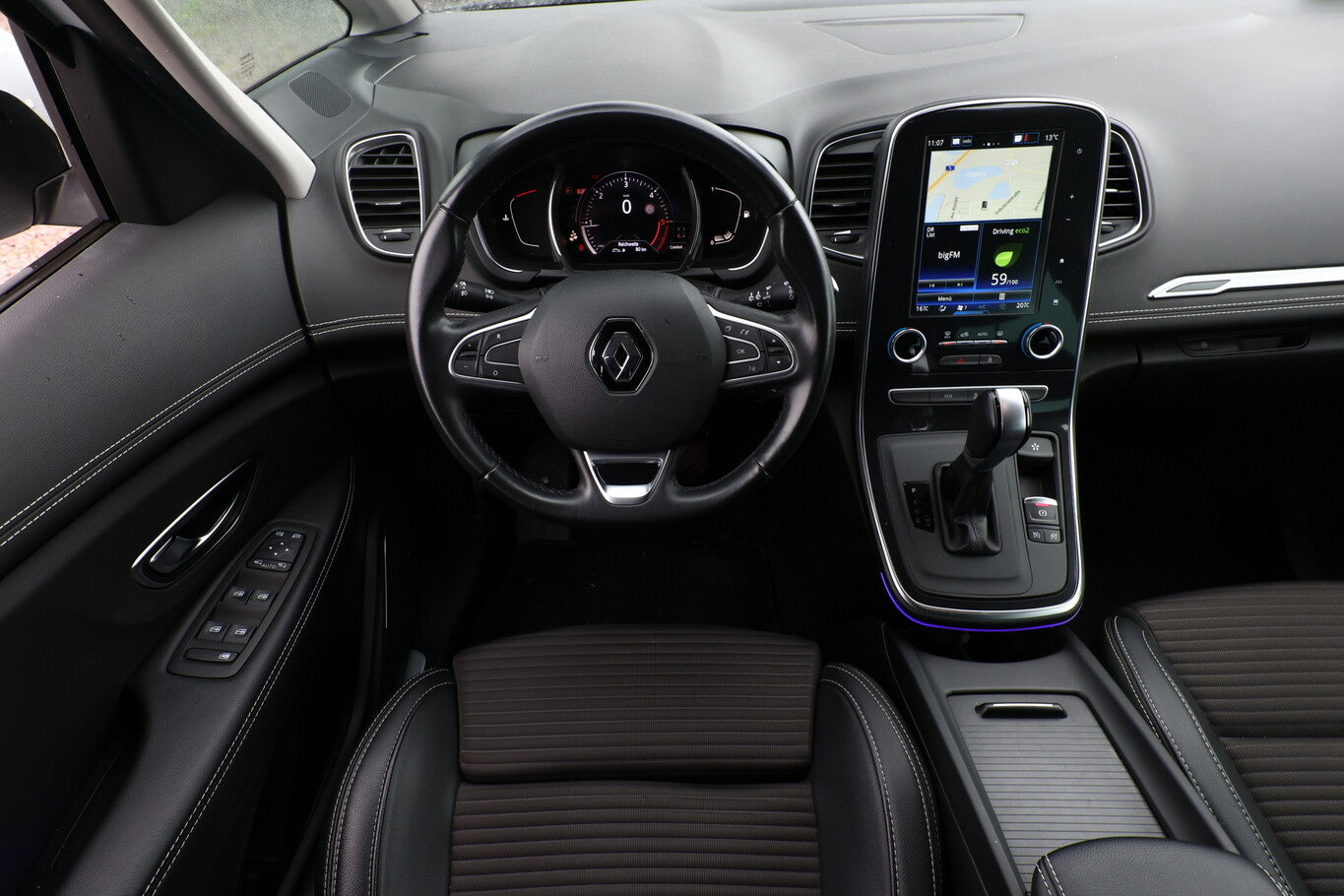 Renault Grand Scenic 1.6 dCi 160 Energy BOSE-Edition 96499706 6