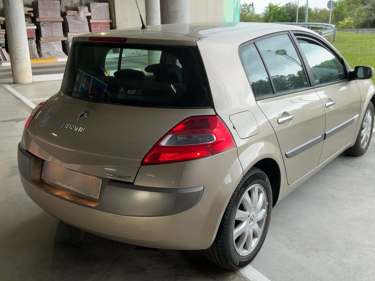 Parte trasera derecha