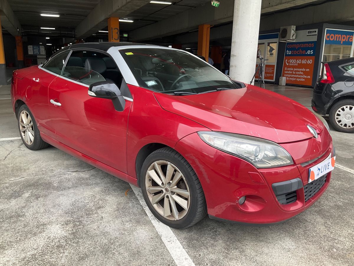 Lateral delantero derecho