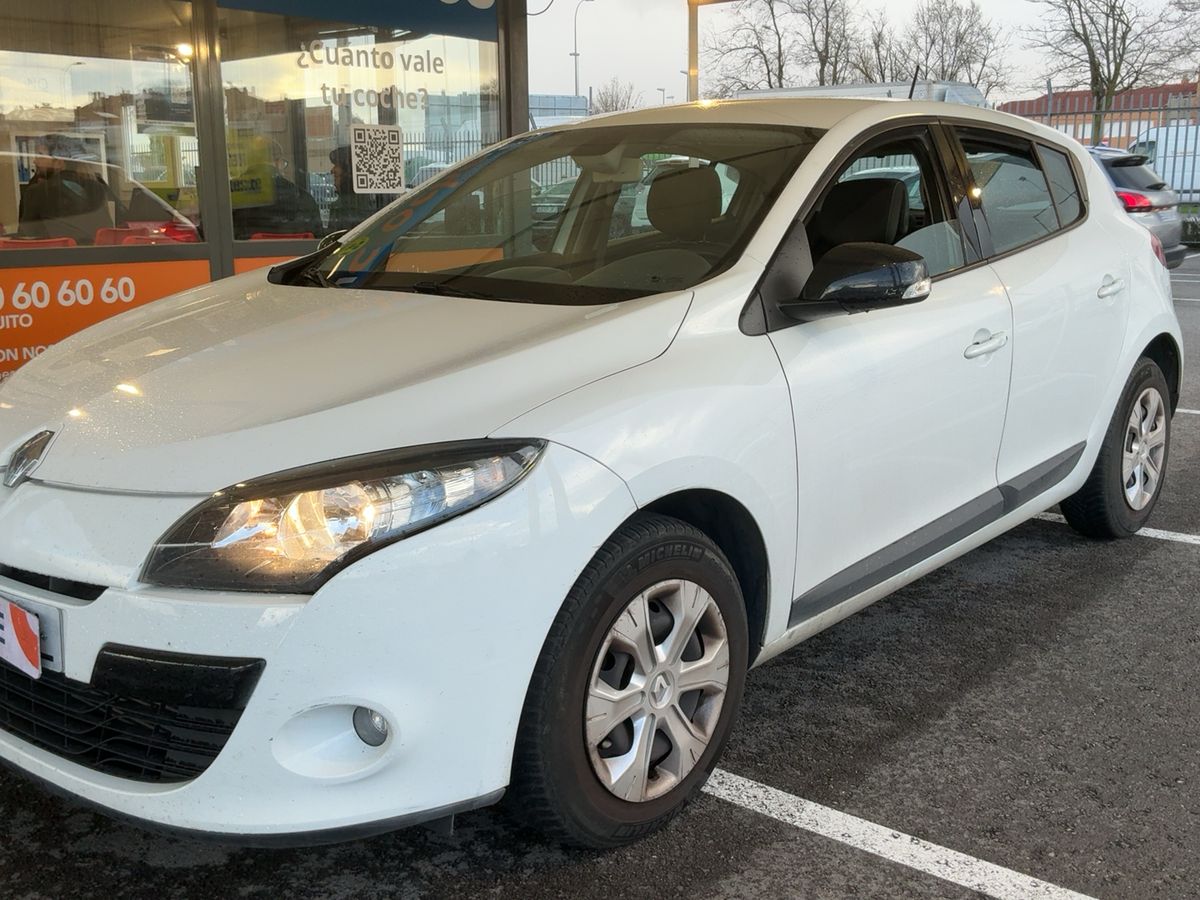 Lateral delantero izquierdo