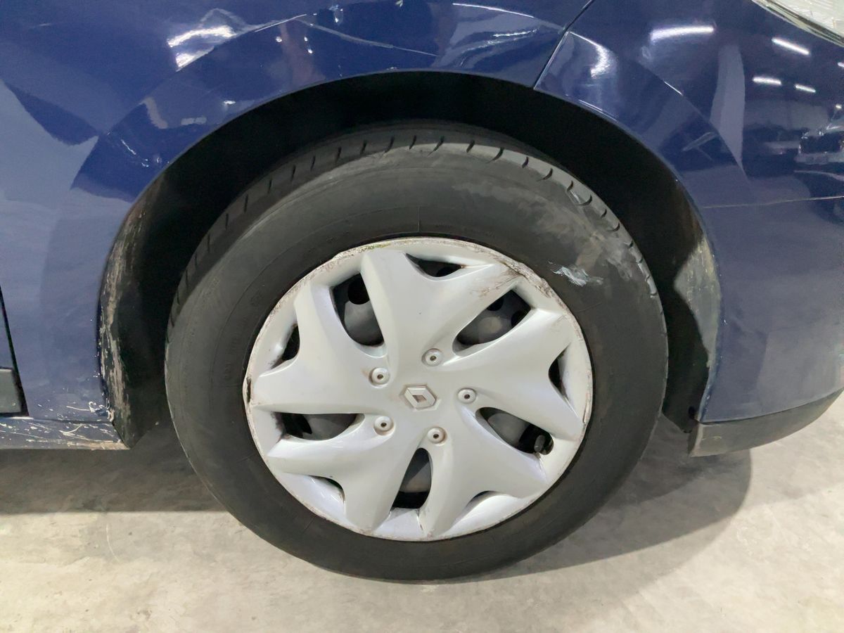 Front right tire
