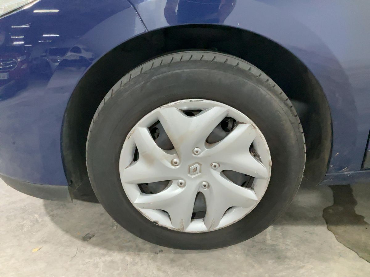 Front left tire