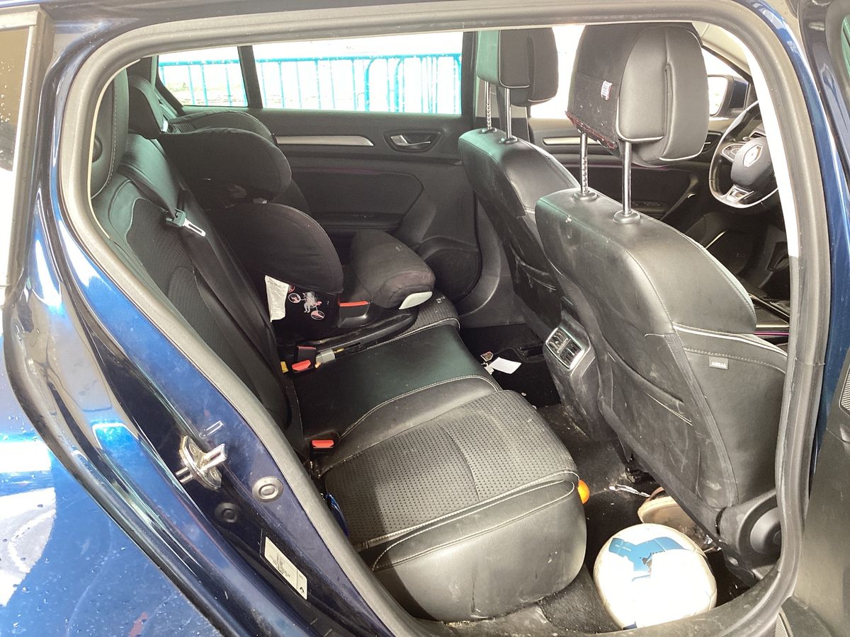 Interior trasero