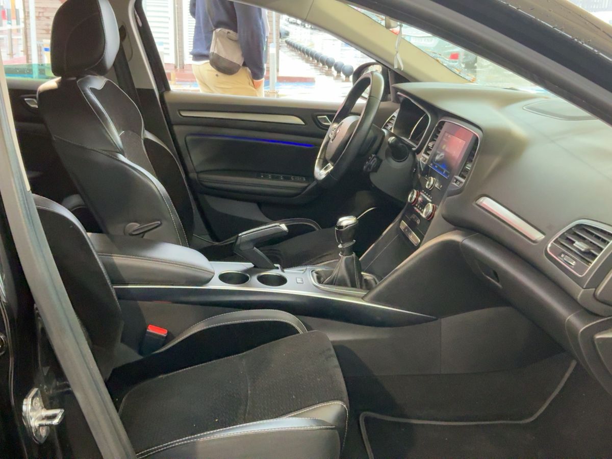 Interior delantero