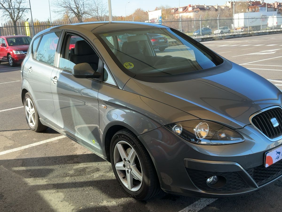 Lateral delantero derecho