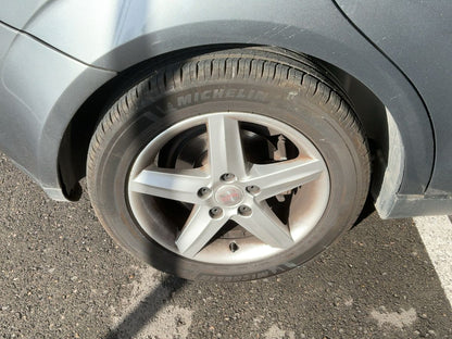 Neumático trasero derecho