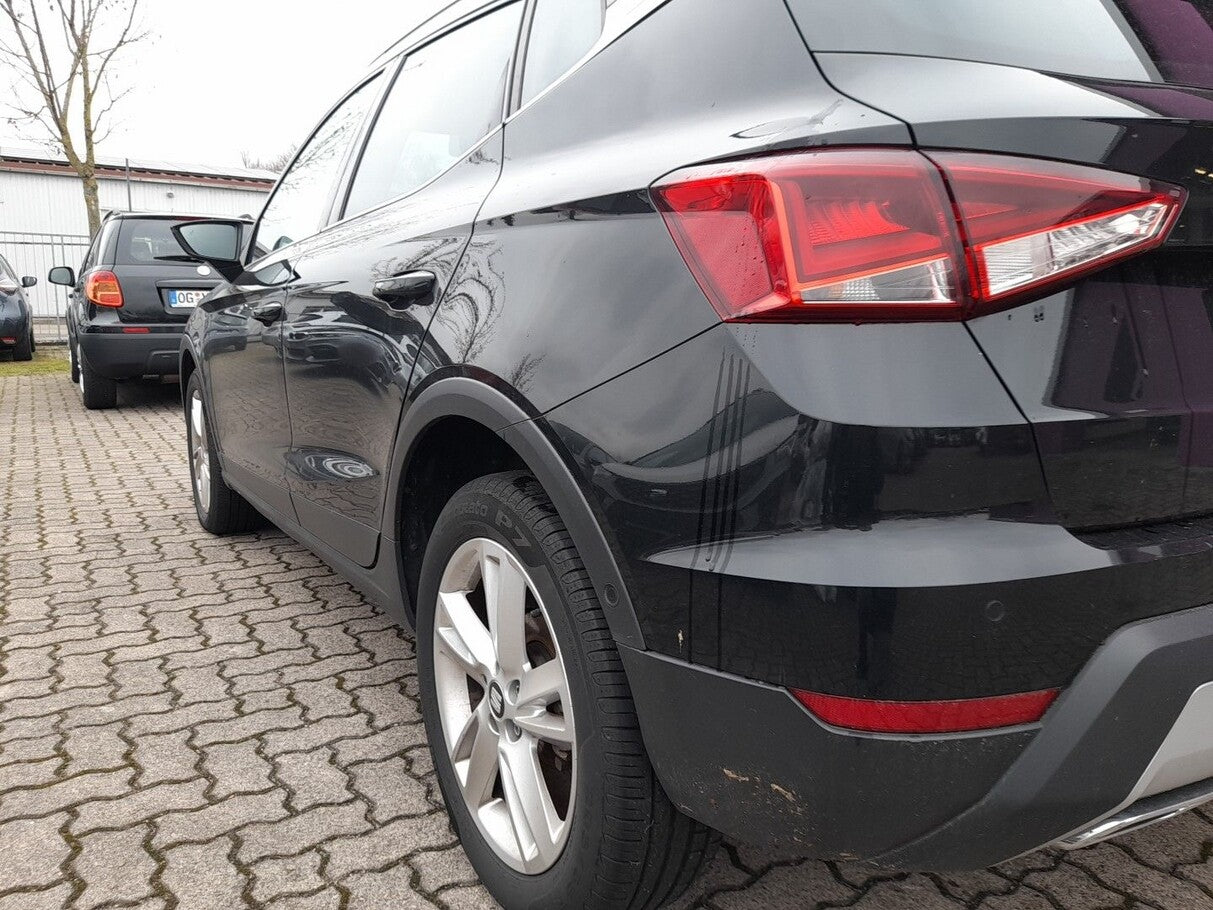 Seat Arona 1.5 TSI 150 FR LED Nav ParkAs Kam SHZ AppC 105237053 3