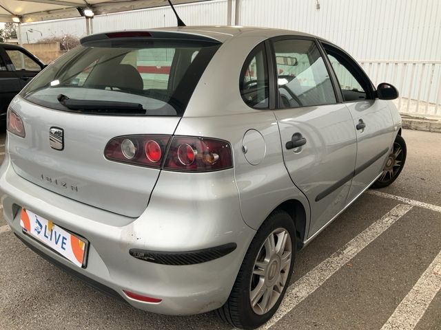 Parte trasera derecha