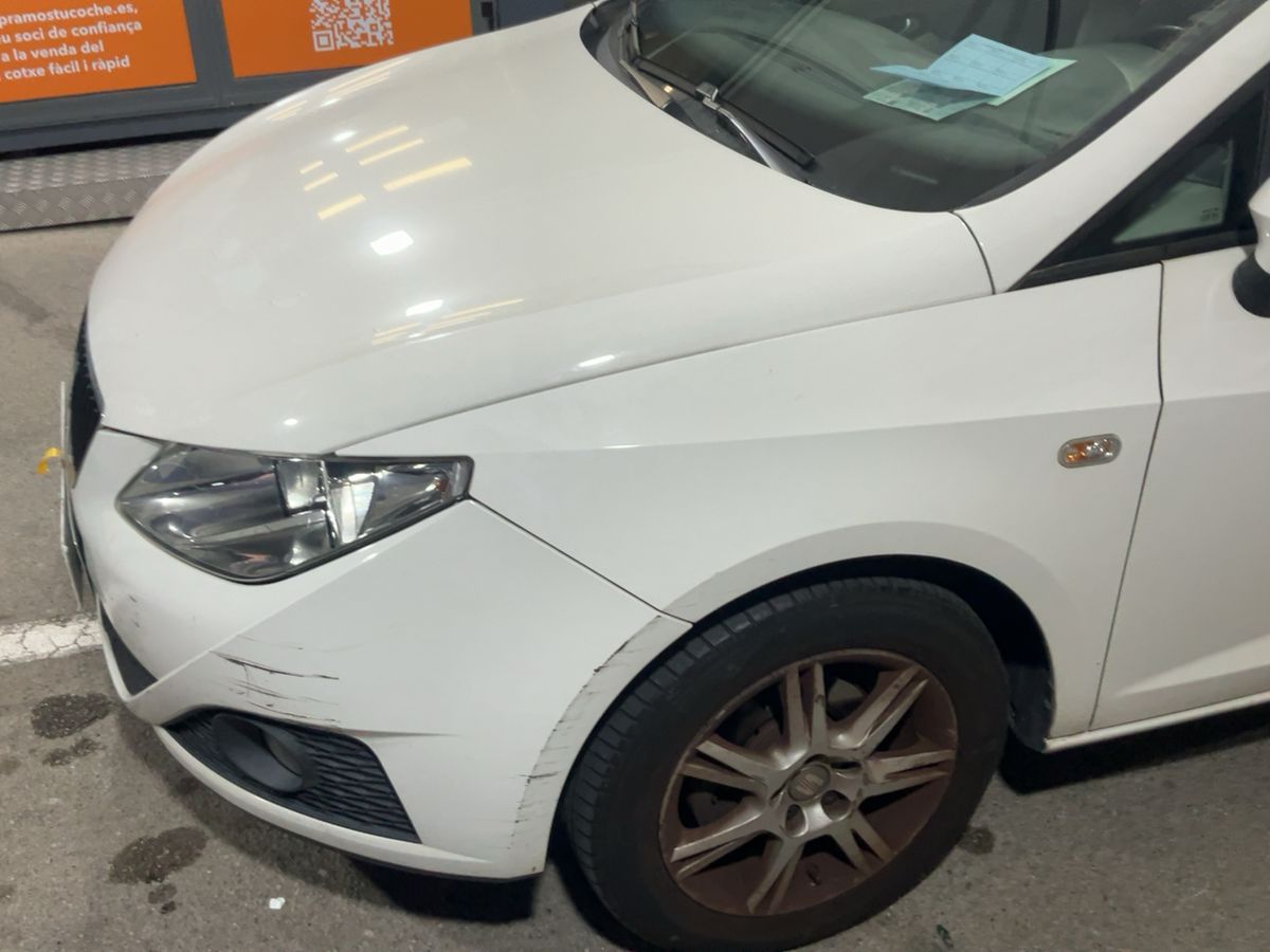 Lateral delantero izquierdo