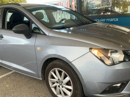 Lateral delantero derecho