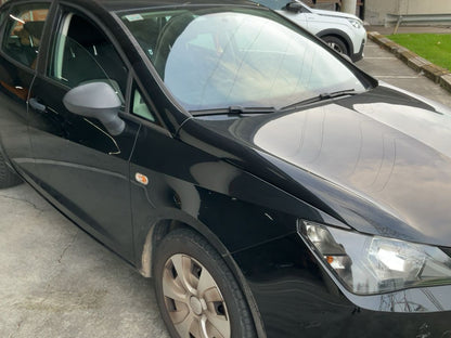 Lateral delantero derecho