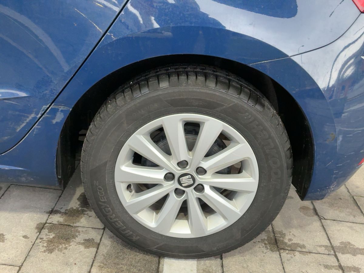 Neumático trasero izquierdo