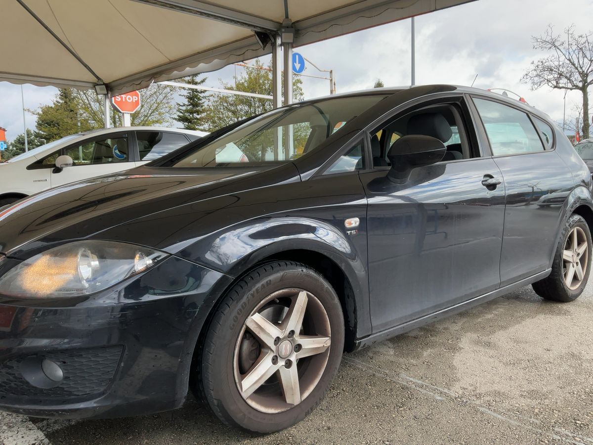 Lateral delantero izquierdo