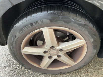 Neumático trasero derecho