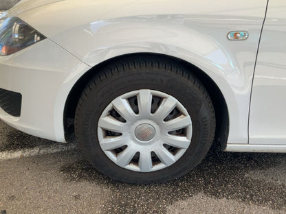 Neumático delantero izquierdo