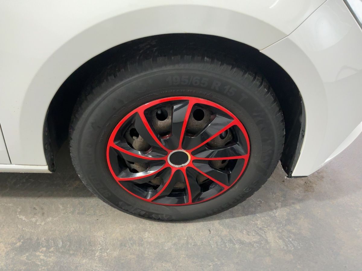 Neumático delantero derecho