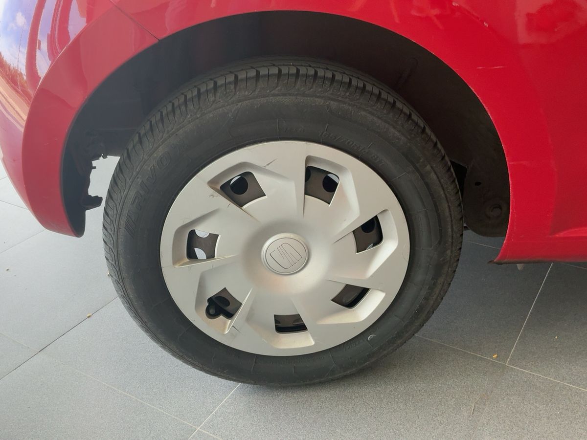 Neumático trasero derecho