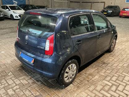 Parte trasera derecha