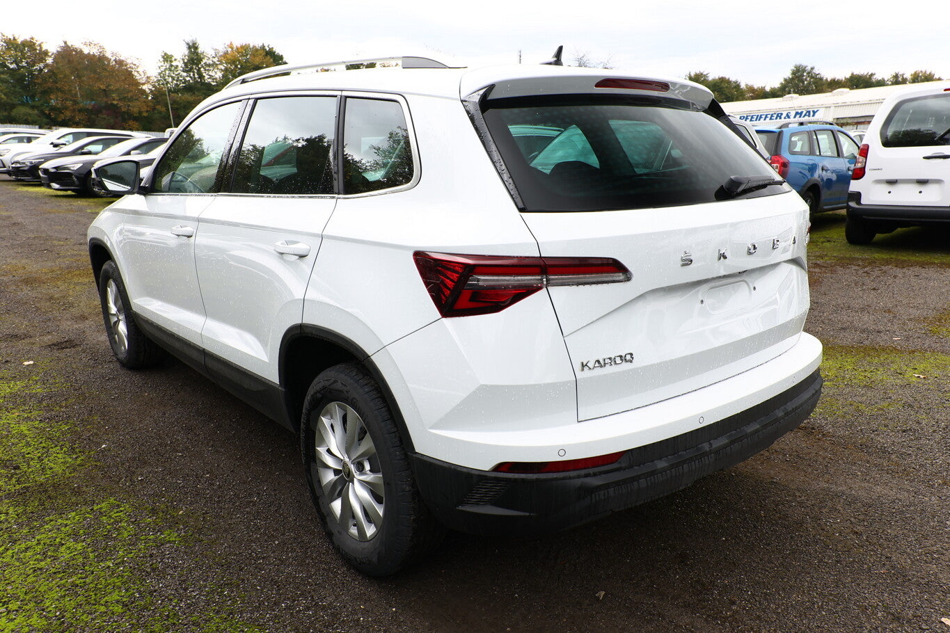 Skoda Karoq TSI 150 DSG Selec LED ACC Kessy VirC SunS 88092015 3
