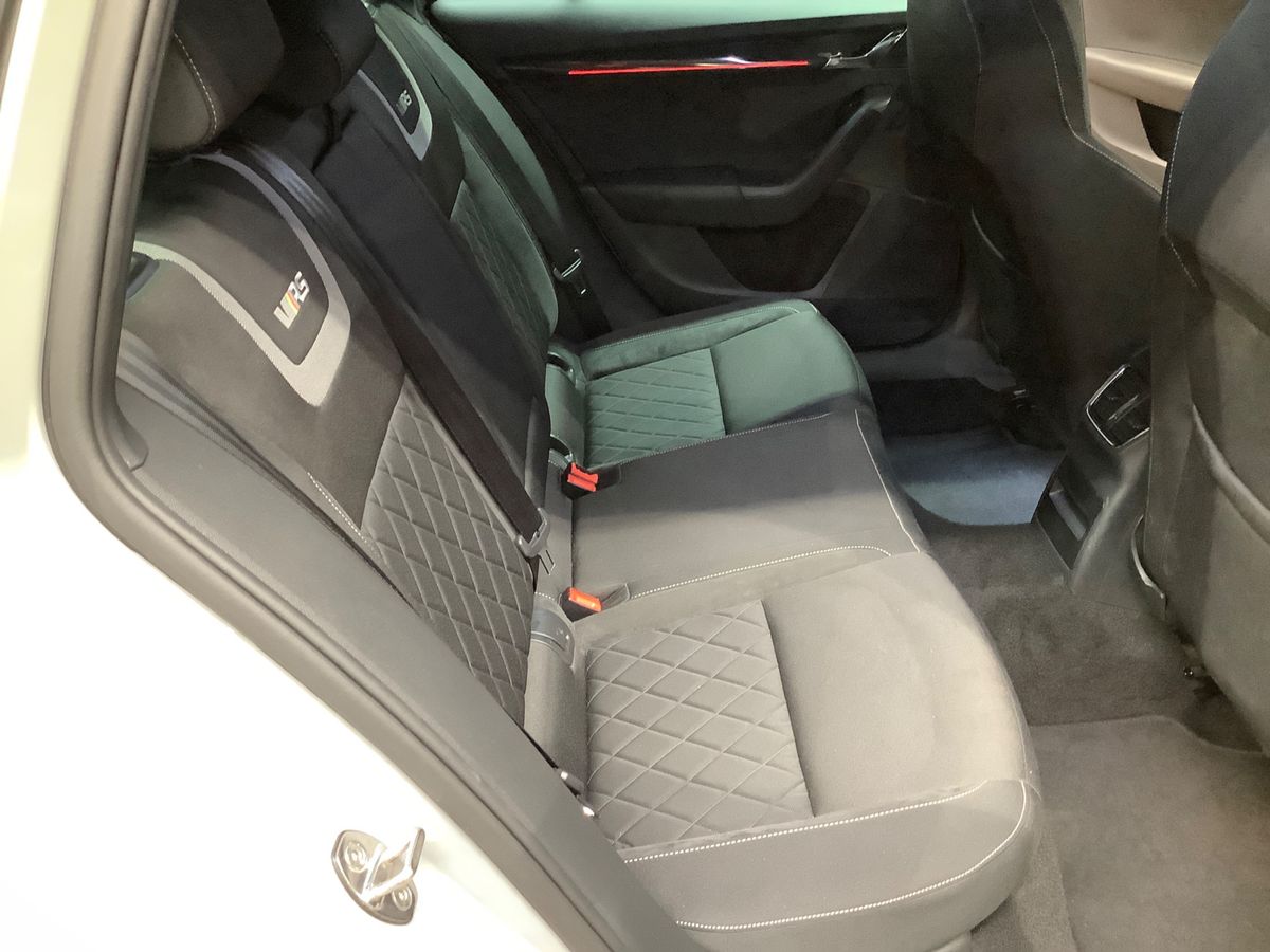 Interior trasero