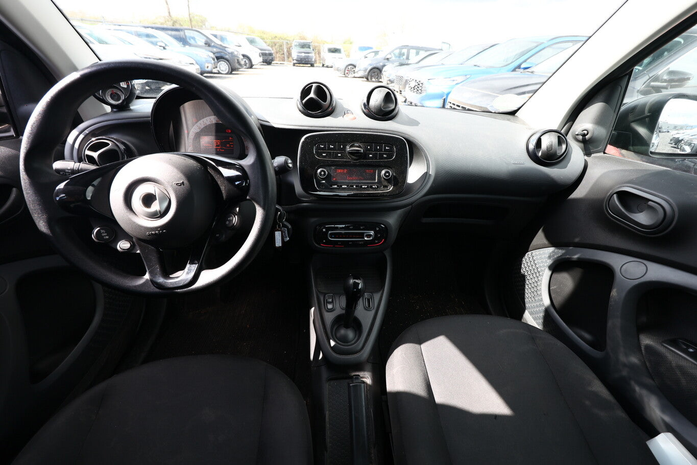 Smart fortwo coupe EQ CCS Klimaaut. Tempomat DAB 165361068 8