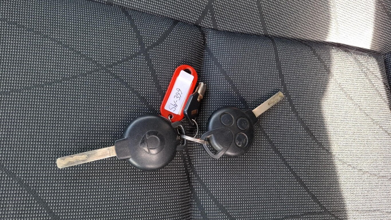 Smart fortwo coupe e-drive sale&care Navi Pano SHZ LM 140996427 10