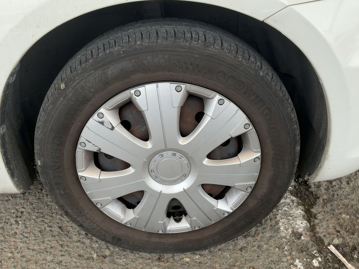 Neumático delantero derecho