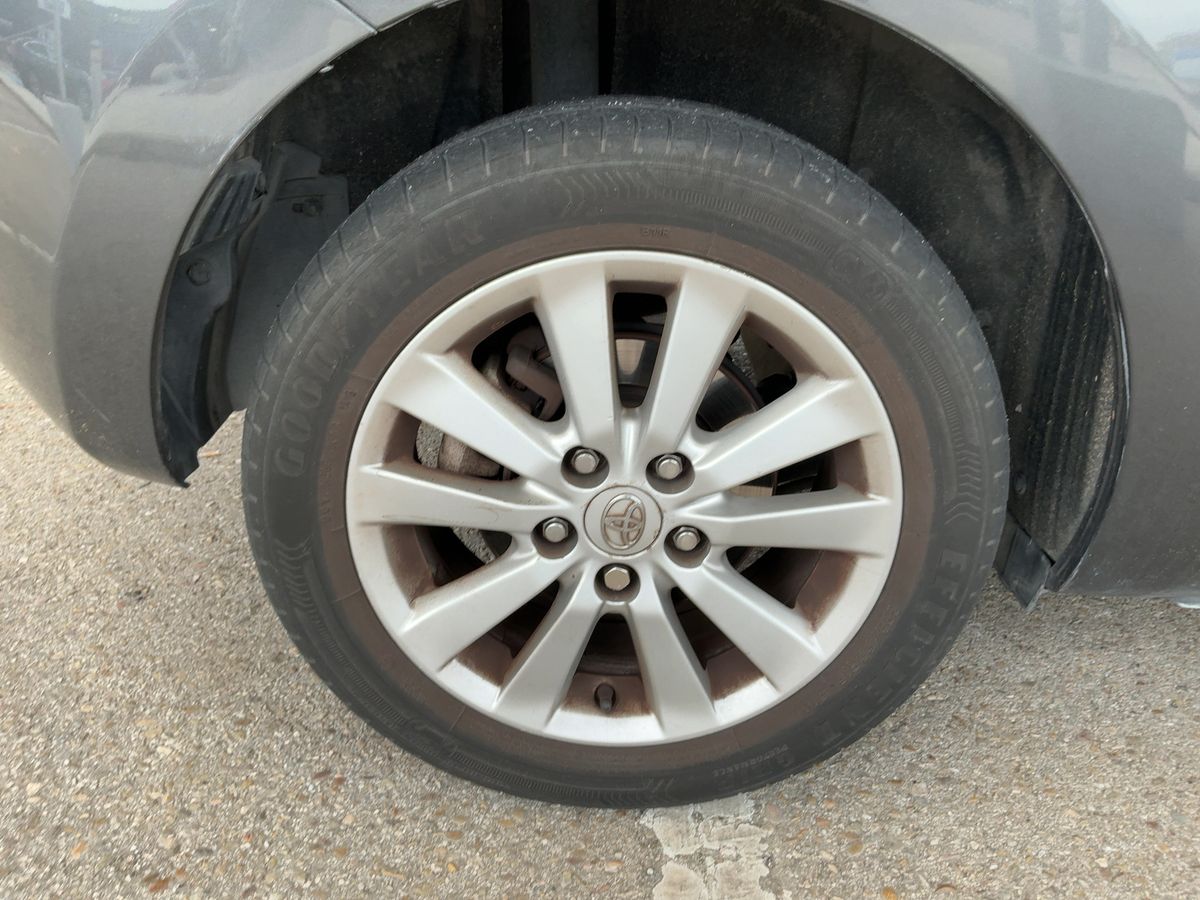 Neumático trasero derecho