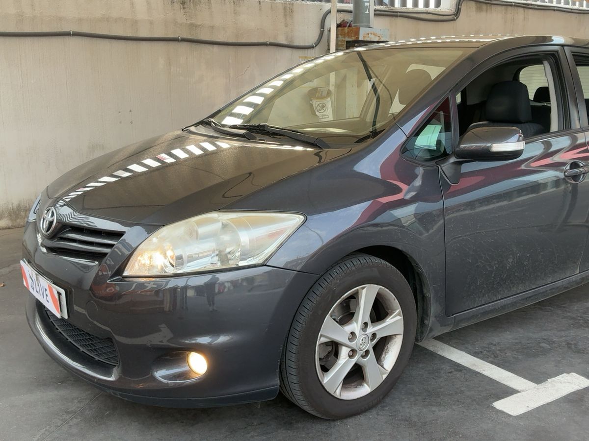 Lateral delantero izquierdo