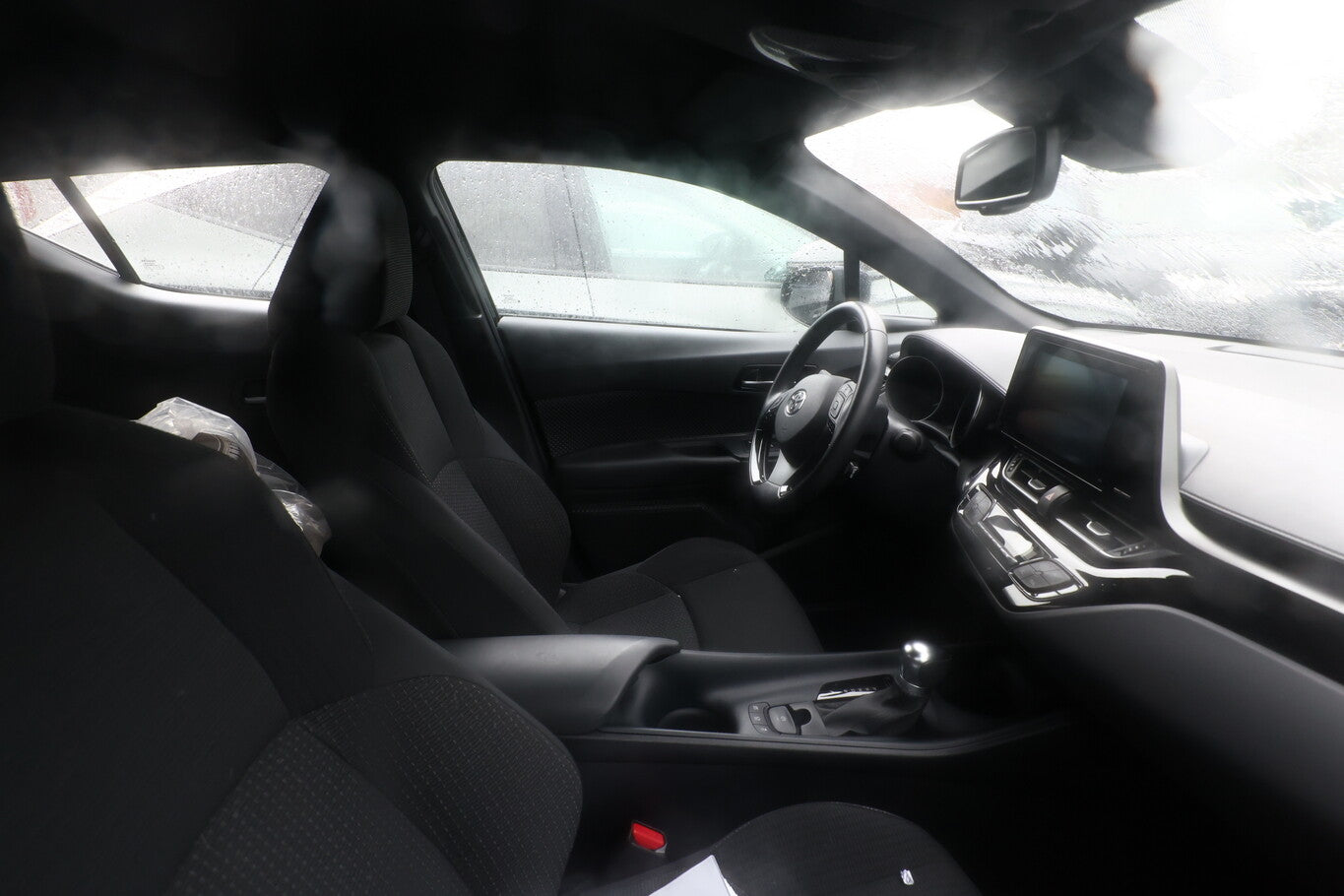 Toyota C-HR 1.8 Hybrid 122 CVT Flow PDC Temp Kam LaneAs 113401042 5
