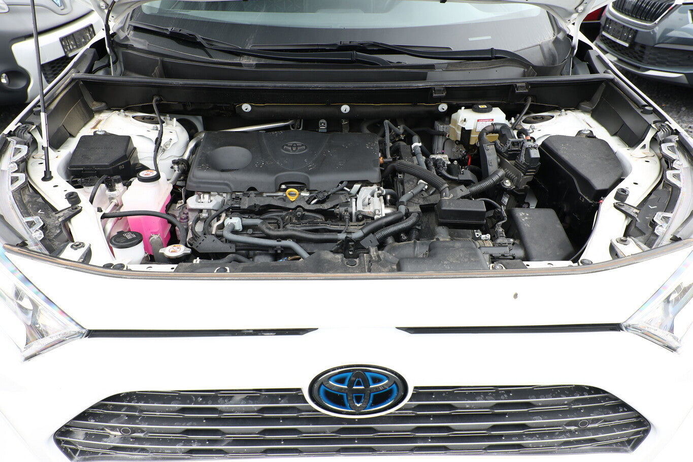 Toyota RAV4 2.5 VVT-i Hybrid 218 CVT LED PDC Kam LM17Z  99828707 11