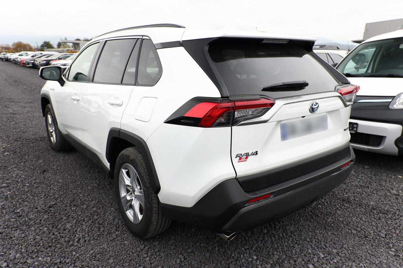 Toyota RAV4 2.5 VVT-i Hybrid 218 CVT LED PDC Kam LM17Z  99828707 3